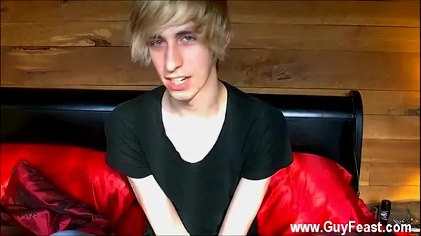 Nuove clip Twinks XXX As the day approached, Eric started dreading it more and fantastiche