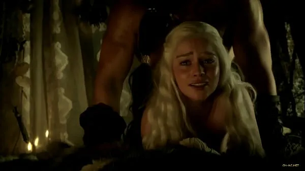 Novos Emilia Clarke Game of Thrones - S01E02 2011 1080p clipes legais