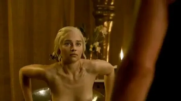 emilia clark nude scene 1 Clip thú vị mới