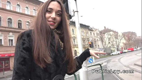 Új Hot Russian Milf picked up in public klassz klip