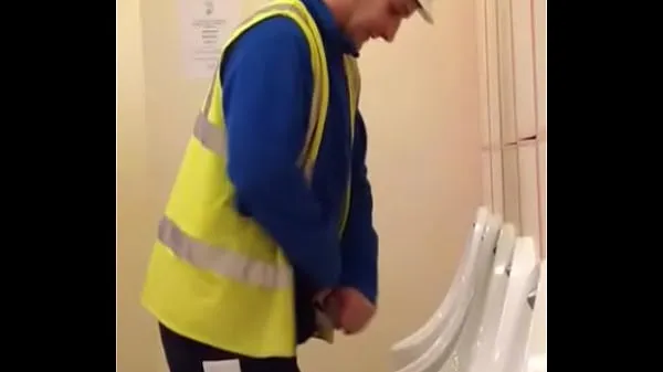 New hot worker pissing cool Clips