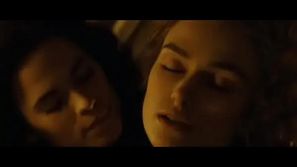 Nuove clip Hayley Atwell & Keira Knightley Scena lesbica nella Duchessa fantastiche