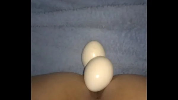 Nuove clip playing with eggs fantastiche