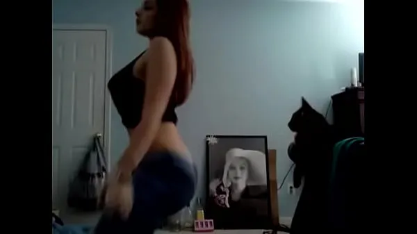 Yeni Millie Acera Twerking my ass while playing with my pussy harika Klipler