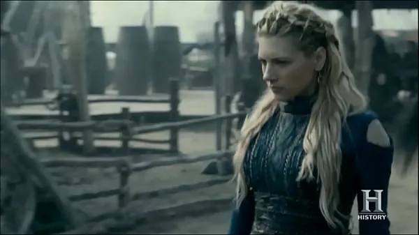 De nouveaux clips Vikings S5 lagertha Scène de sexe sympas 