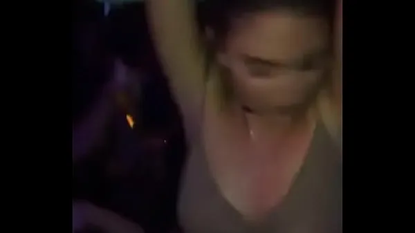 नई Girlfriend acting like a real whore in club, soaked and d. dancing बढ़िया क्लिप्स