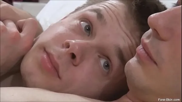 Nové Gay Fuck Buddy's Playing Uncut Dick skvělé klipy