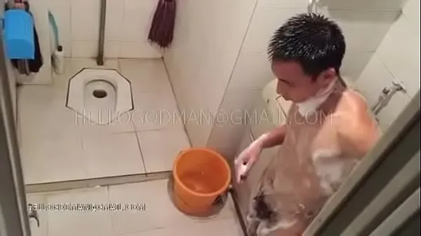 Clips nuevos Hombre adulto chino bañándose geniales