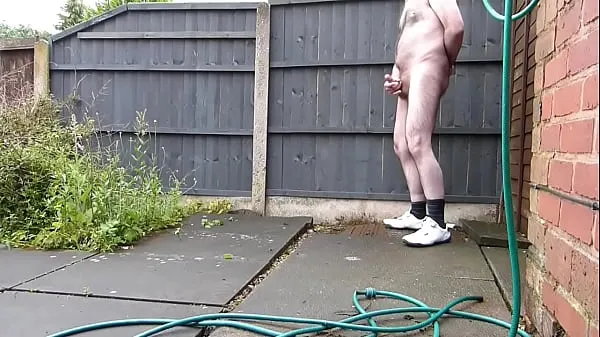 新しいWet Wank In The Garden Was So Noisy I Got Scared The Neighbours Might Hearクールなクリップ