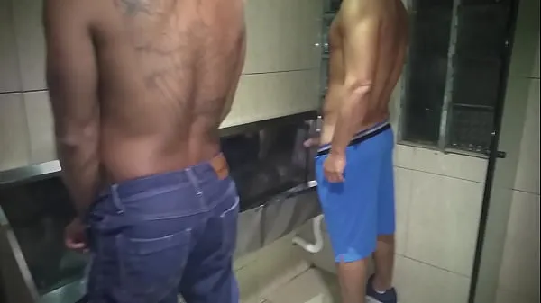 New I went to take a piss and the young man showed his dick falls in the bathhouse cool Clips