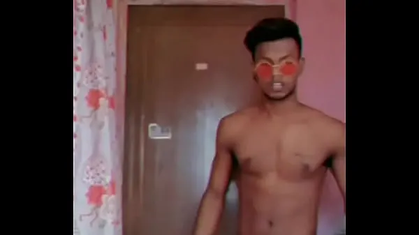 Új Indian t. Boy Nude Video klassz klip