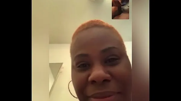 Nuove clip Quando è arrapata, mi ha chiamato su FaceTime per mostrarmi un po' di azione fantastiche