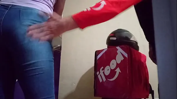 New Married working at the açaí store and gave it to the iFood delivery man cool Clips