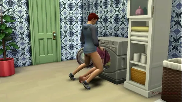 De nouveaux clips Sims 4, ma voix, Séduire la belle-mère MILF a été baisée sur une machine à laver par son beau-fils sympas 