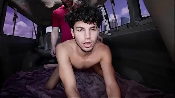 Novos BAITBUS - Hawt Jock explode a gaxeta quando encontra Archiebakk em seu pau clipes legais