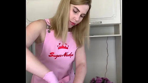 Nuove clip Russian sexy milf waxing hairy dick fantastiche