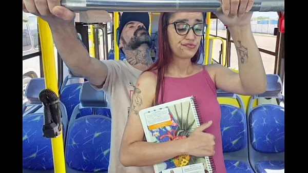 Neue Student being groped by an old man on the bus in public coole Clips